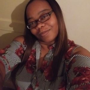 Meet your Posher, Tonia